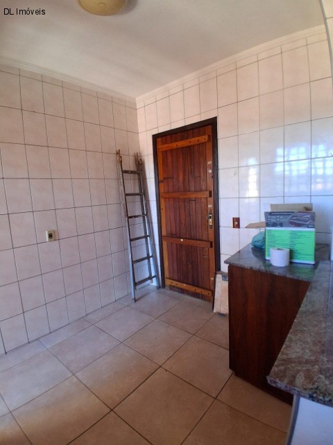 Casa, 4 quartos, 300 m² - Foto 25