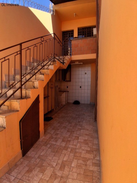 Casa, 4 quartos, 300 m² - Foto 35