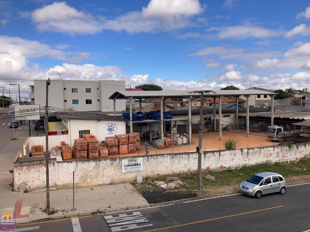 Prédio Inteiro à venda com 3 quartos, 470m² - Foto 8