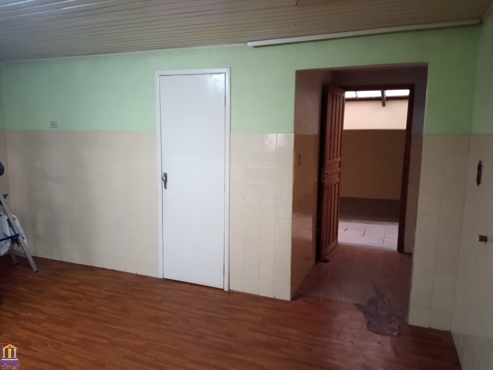 Casa à venda com 3 quartos, 220m² - Foto 12