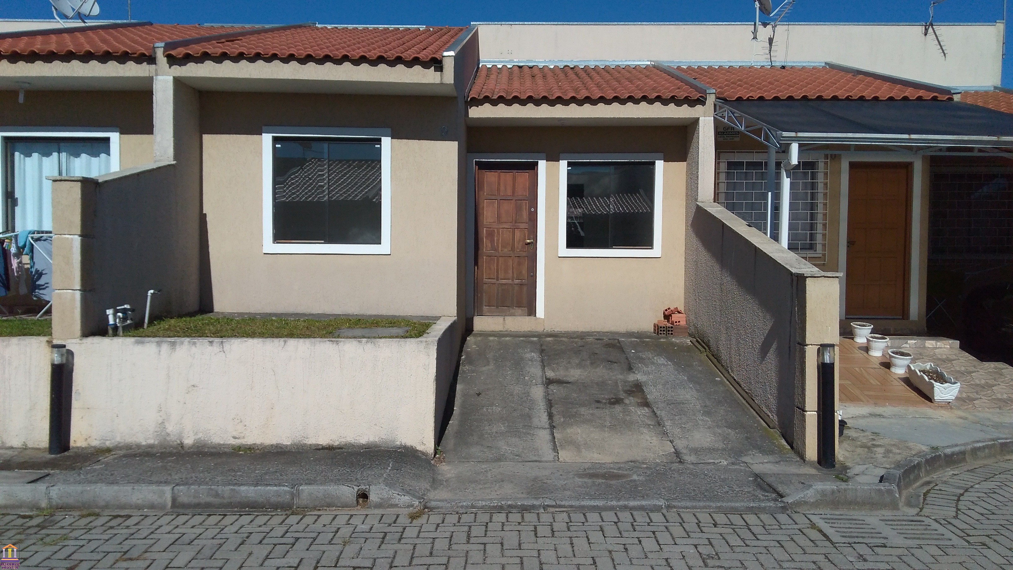 Casa de Condomínio à venda com 3 quartos, 57m² - Foto 1