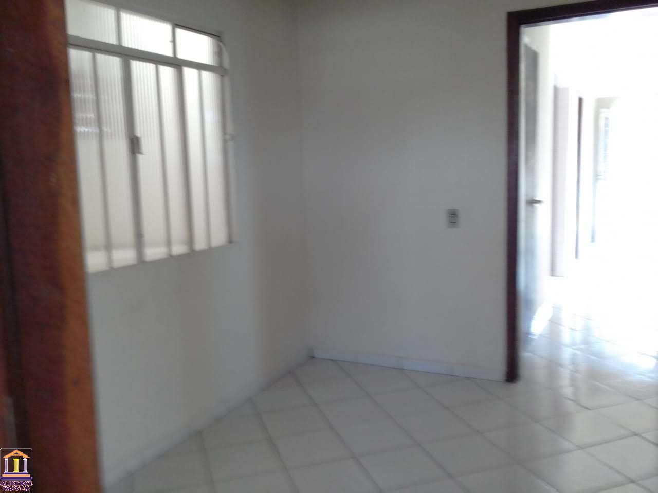 Casa à venda com 3 quartos, 360m² - Foto 10