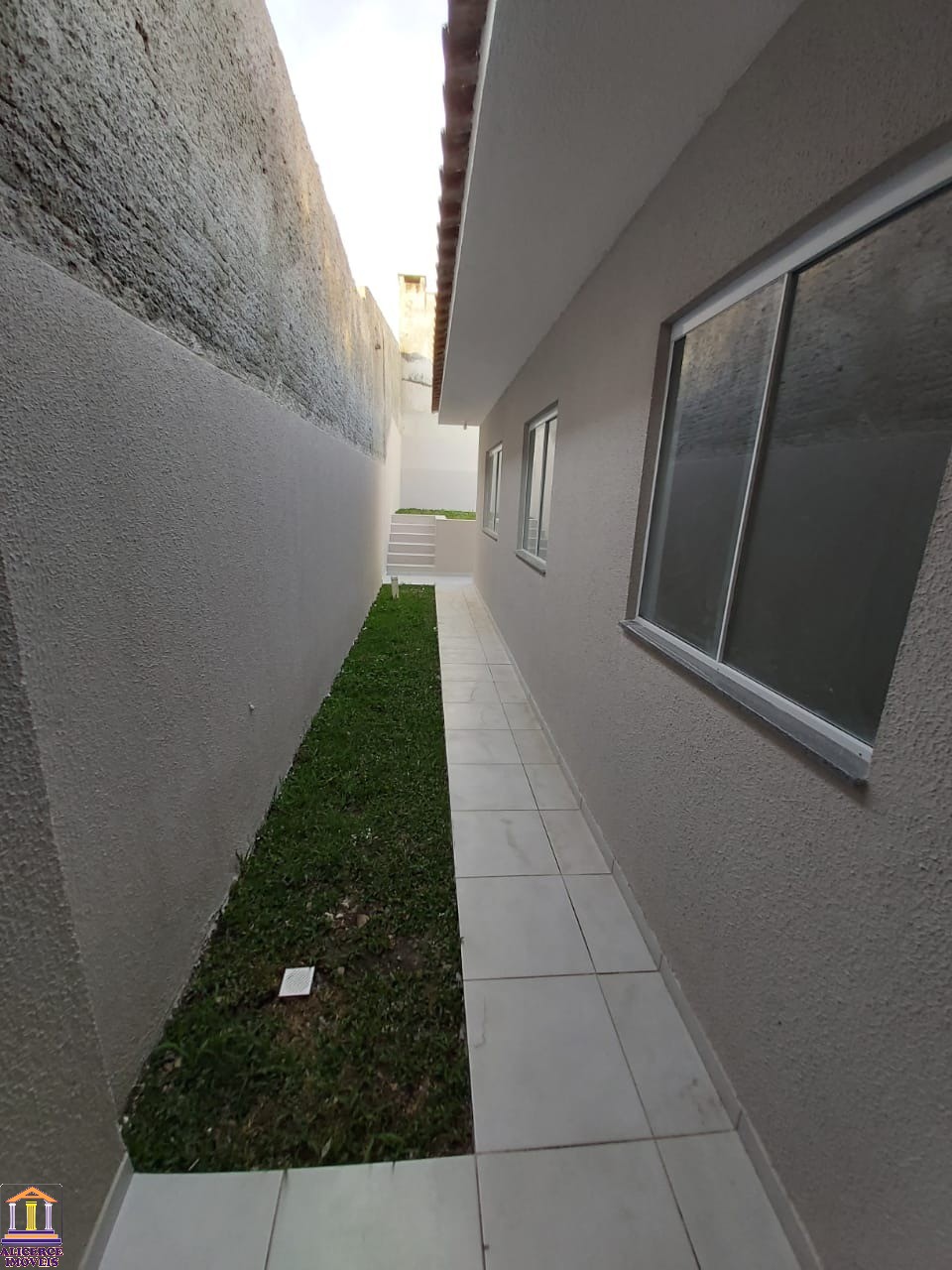 Casa à venda com 3 quartos, 98m² - Foto 10