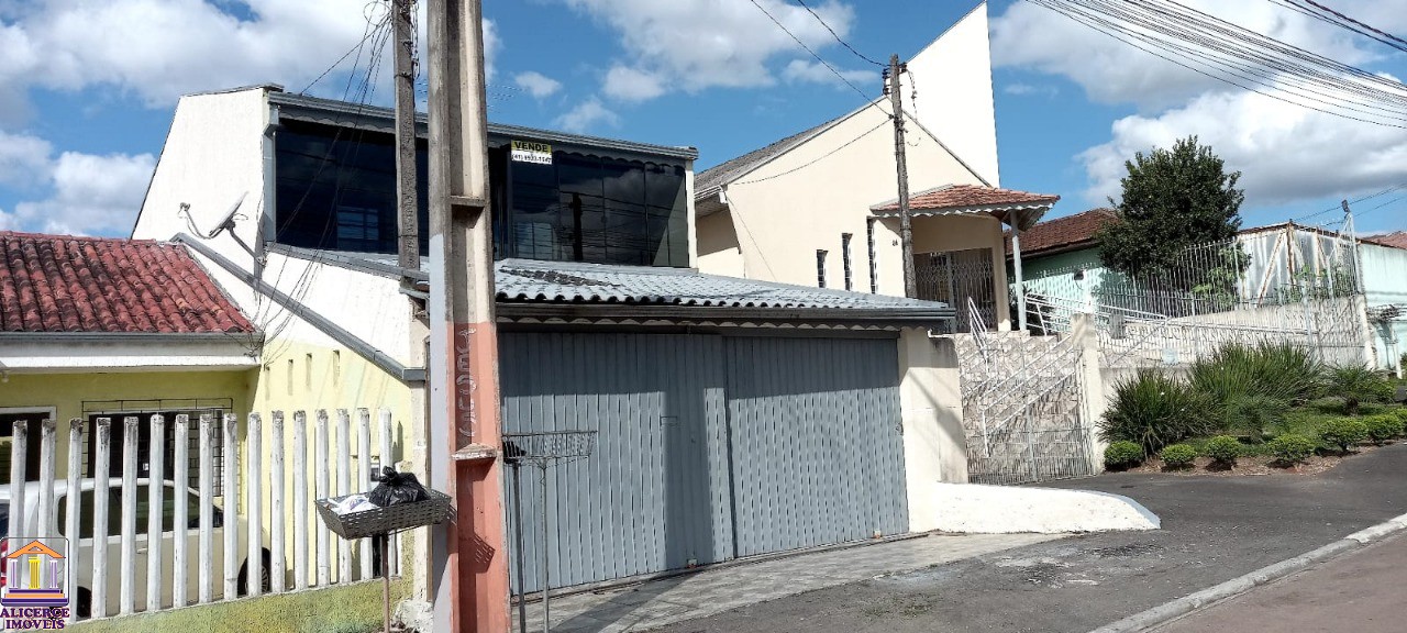 Sobrado à venda com 3 quartos, 130m² - Foto 1