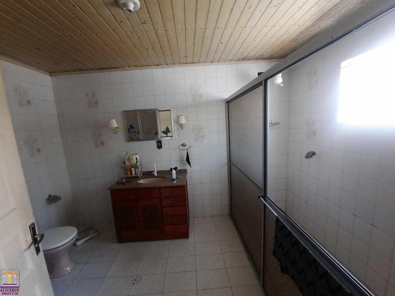 Casa à venda com 4 quartos, 245m² - Foto 16