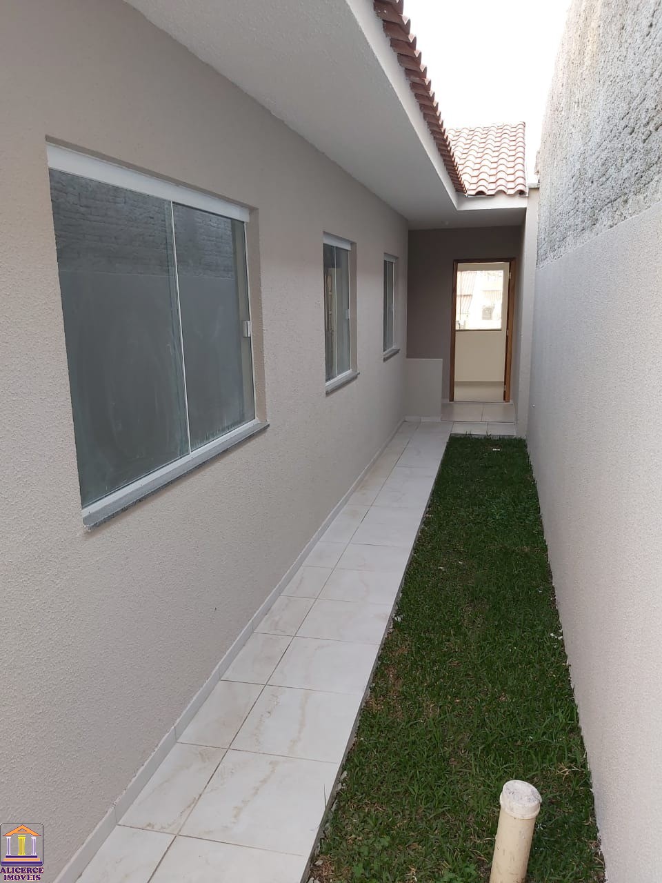 Casa à venda com 3 quartos, 98m² - Foto 15