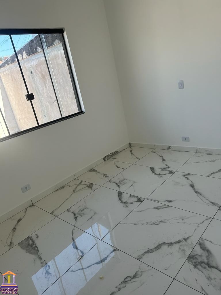 Casa à venda com 3 quartos, 65m² - Foto 10