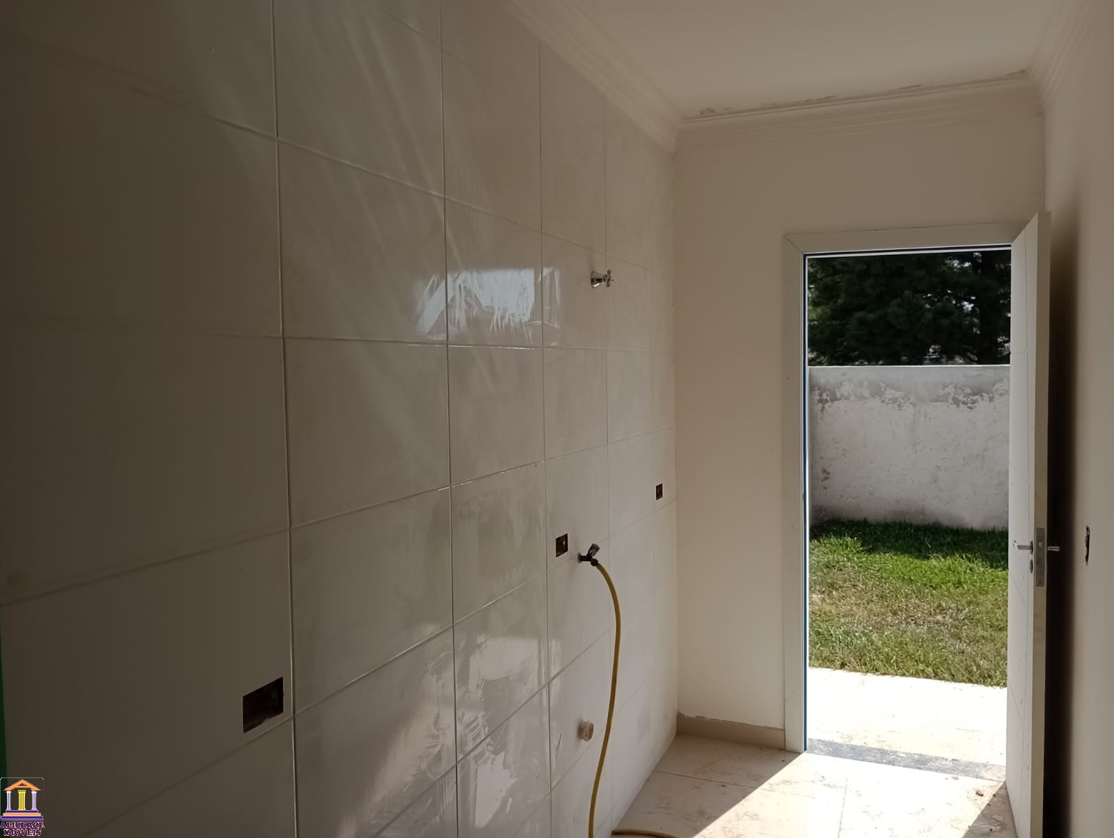 Casa à venda com 3 quartos, 60m² - Foto 5