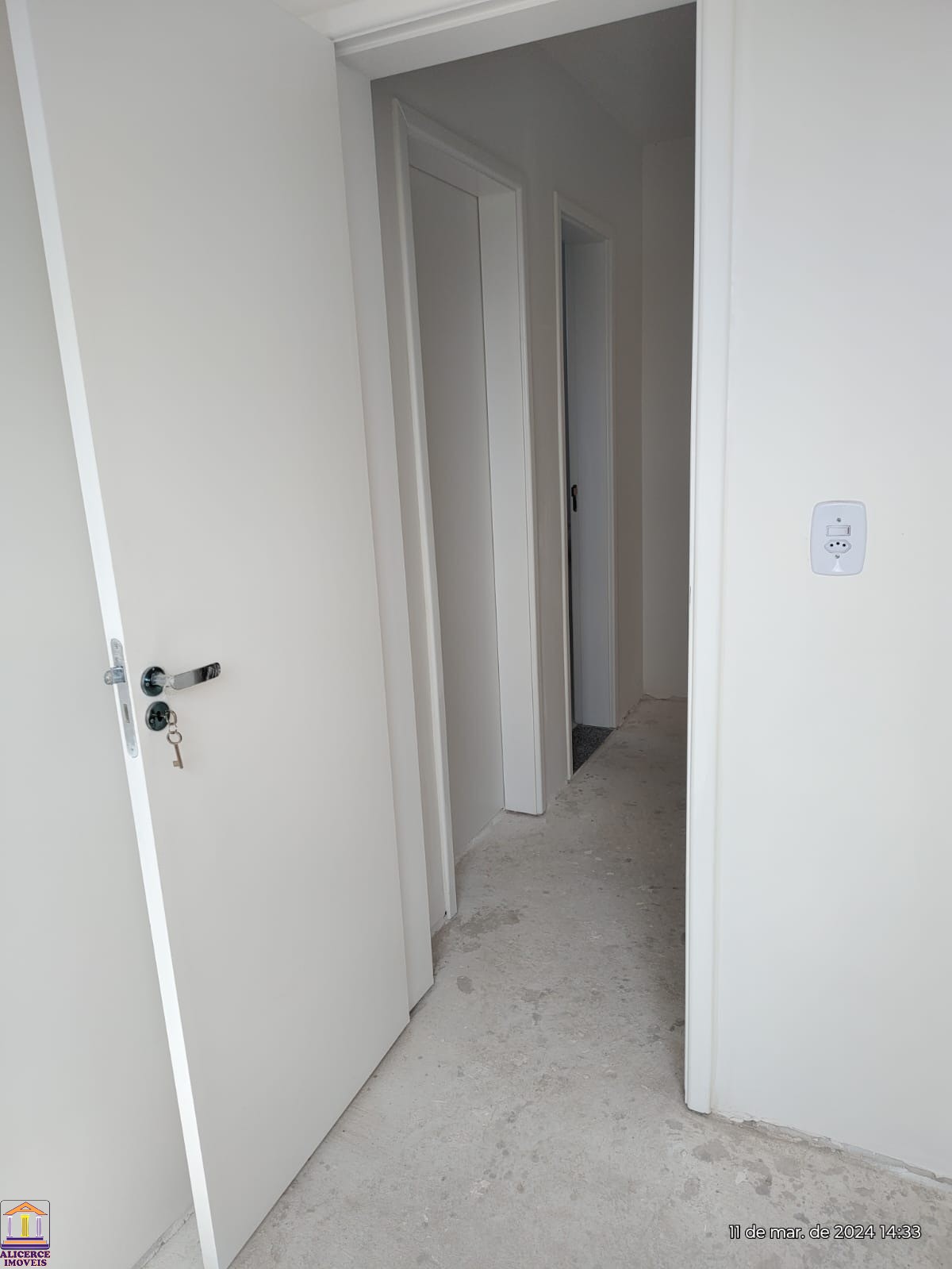 Apartamento à venda com 2 quartos, 44m² - Foto 6