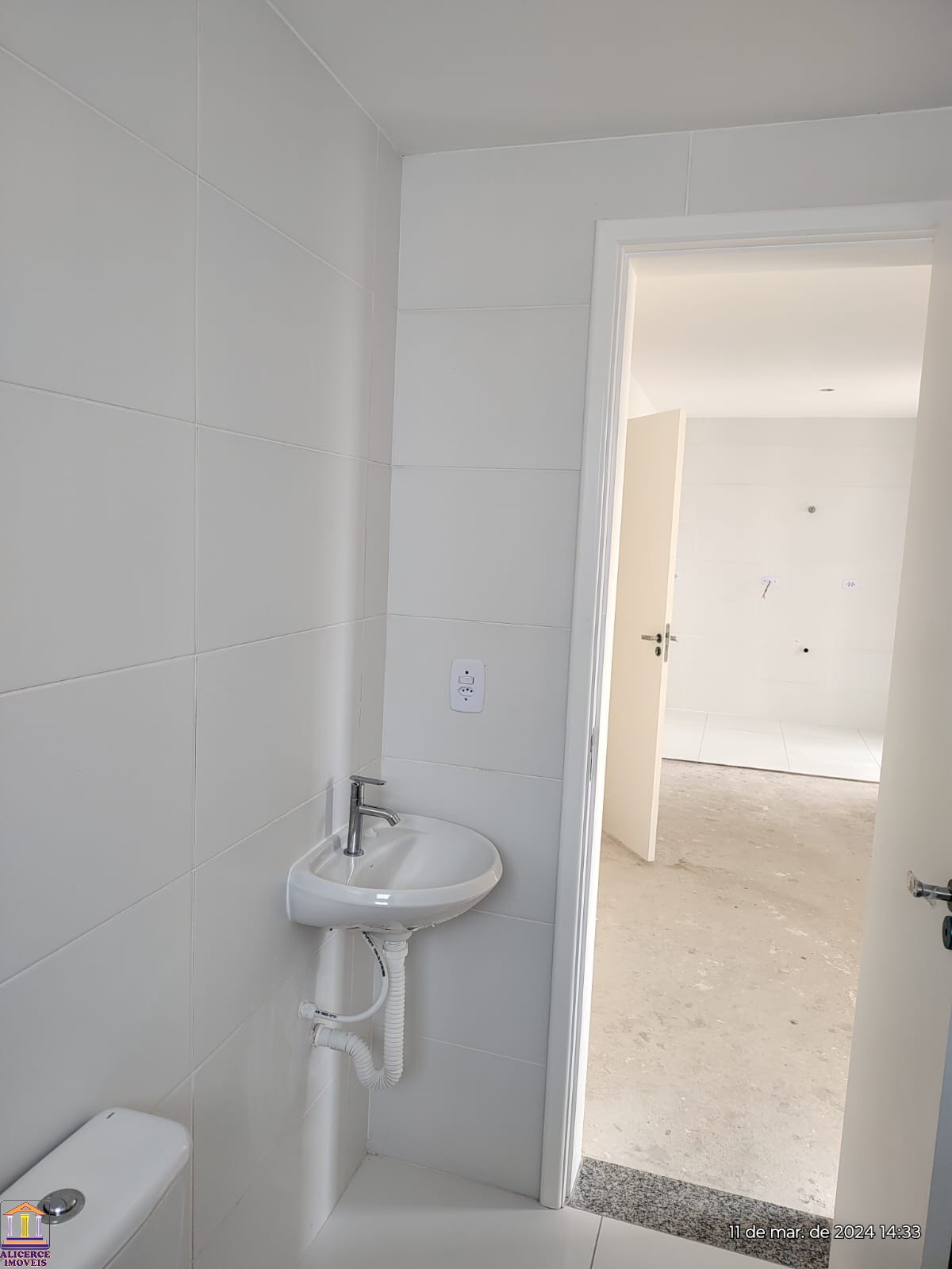 Apartamento à venda com 2 quartos, 44m² - Foto 8