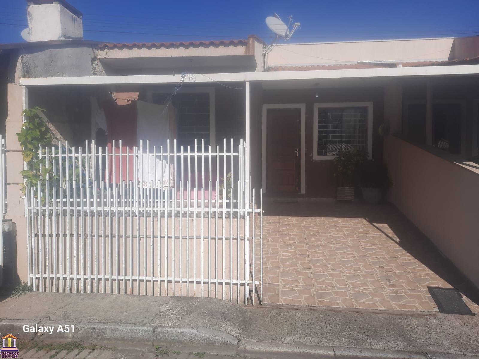 Casa de Condomínio à venda com 3 quartos, 58m² - Foto 2