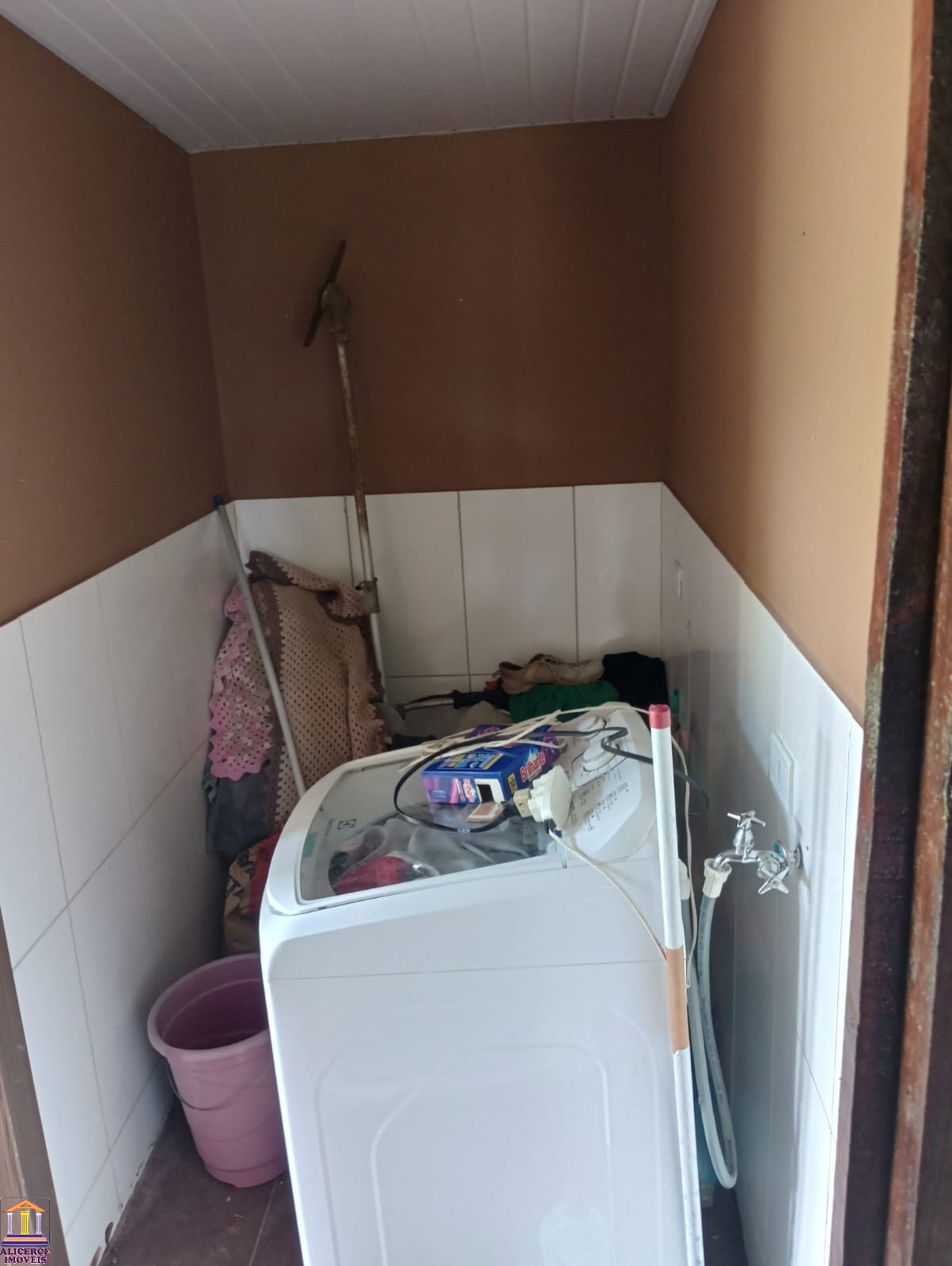 Casa à venda com 3 quartos, 60m² - Foto 9