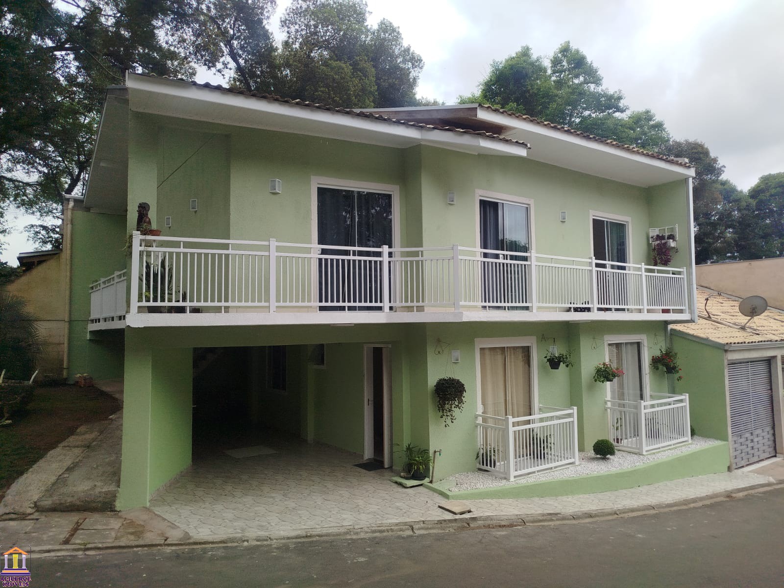 Sobrado, 5 quartos, 200 m² - Foto 1