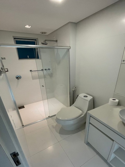 Apartamento à venda com 4 quartos, 180m² - Foto 21