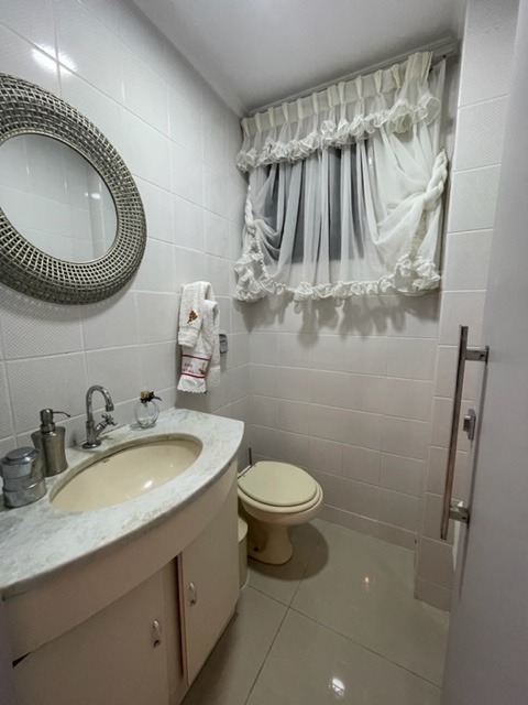 Apartamento à venda com 4 quartos, 240m² - Foto 12