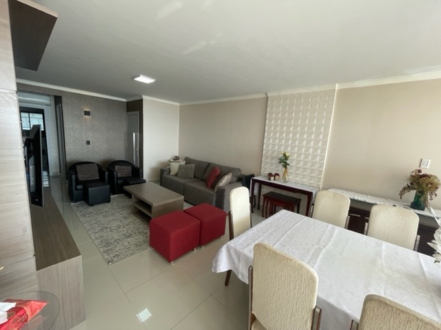 Apartamento à venda com 4 quartos, 240m² - Foto 7