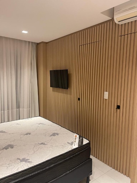 Apartamento para alugar com 3 quartos, 180m² - Foto 12