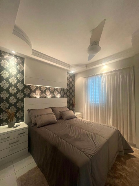 Apartamento à venda com 3 quartos, 120m² - Foto 2