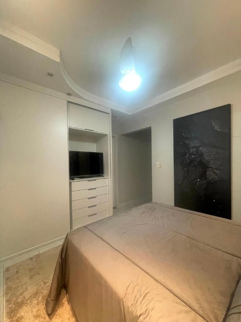 Apartamento à venda com 3 quartos, 120m² - Foto 4