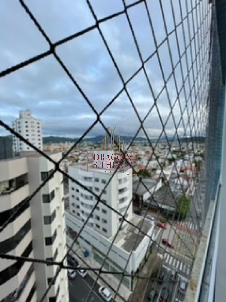 Apartamento à venda com 2 quartos, 100m² - Foto 12