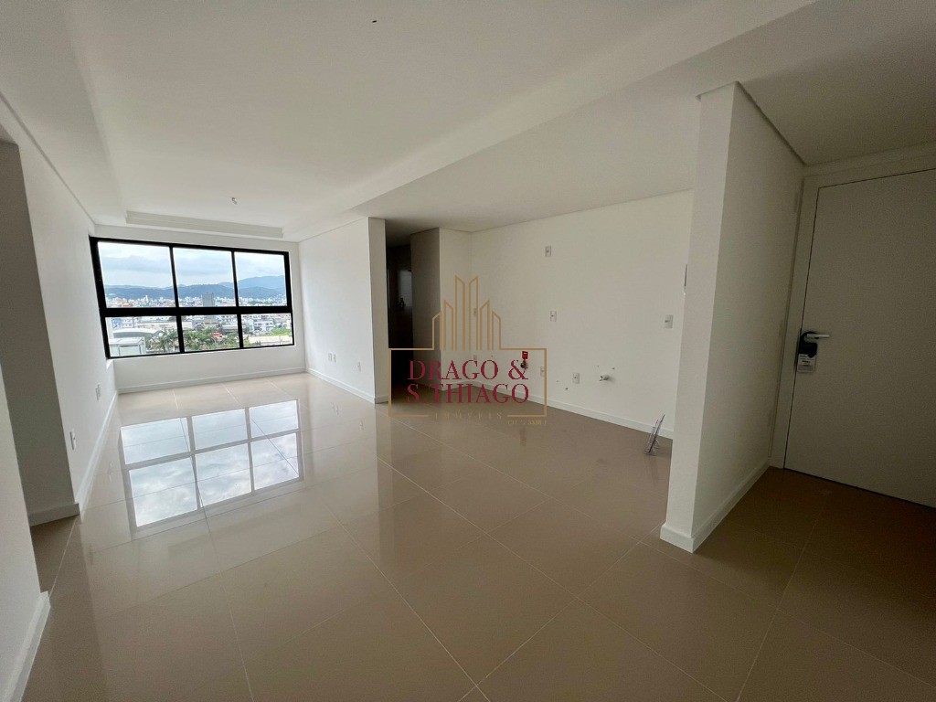 Apartamento à venda com 3 quartos, 76m² - Foto 4