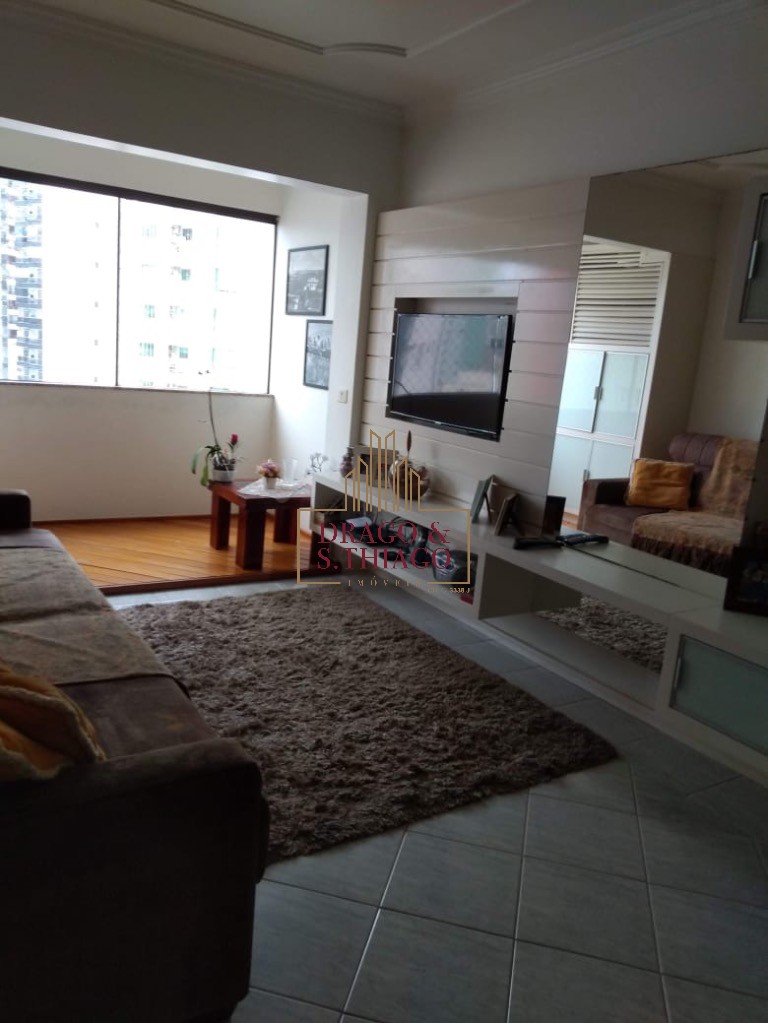 Apartamento à venda com 2 quartos, 90m² - Foto 2