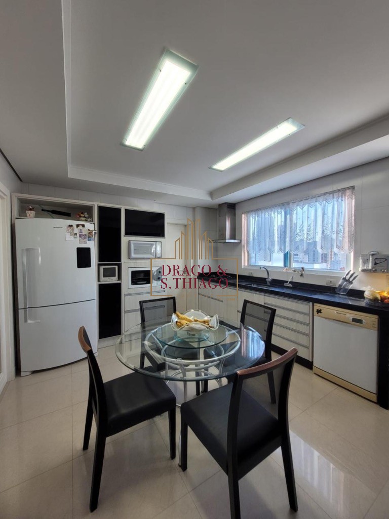 Apartamento, 3 quartos, 252 m² - Foto 12