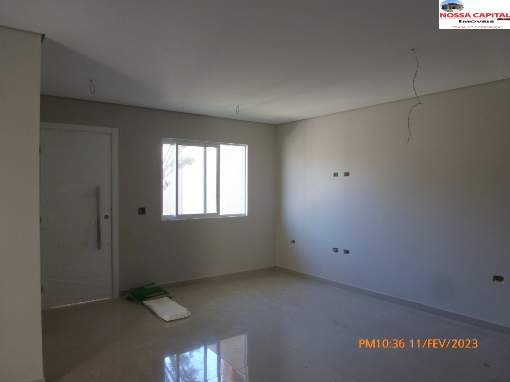 Casa à venda com 3 quartos, 120m² - Foto 3