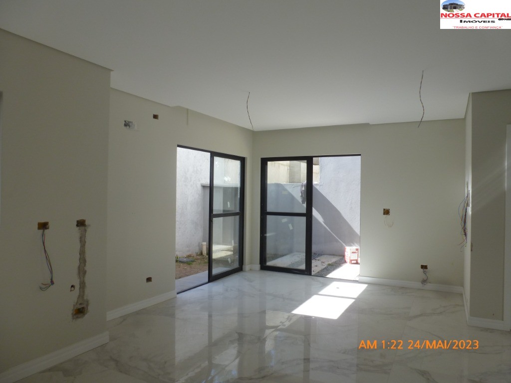 Casa à venda com 3 quartos, 150m² - Foto 17