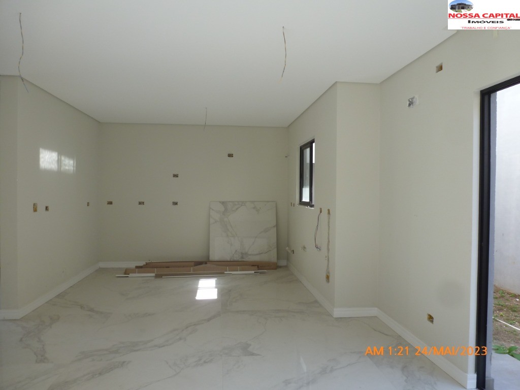 Casa à venda com 3 quartos, 150m² - Foto 11