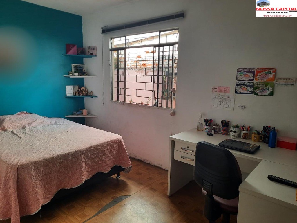 Casa à venda com 5 quartos, 137m² - Foto 19