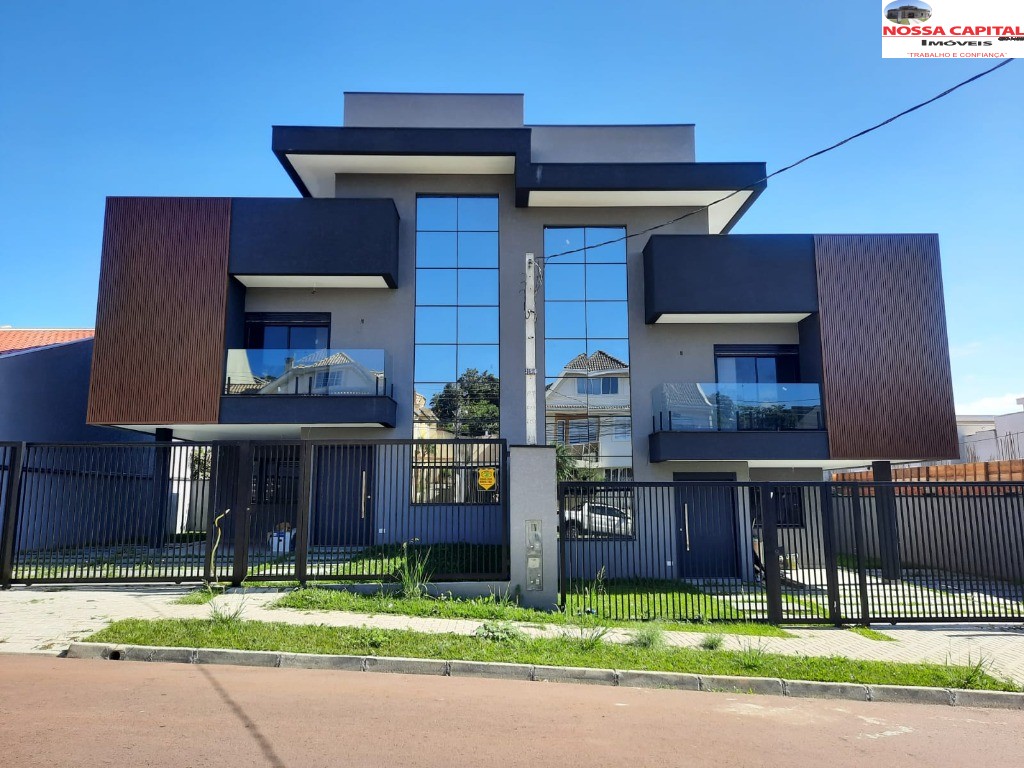 Casa à venda com 3 quartos, 167m² - Foto 1