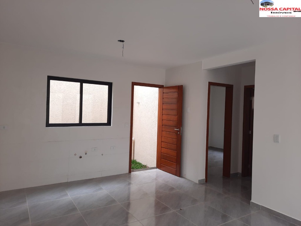 Casa à venda com 2 quartos, 55m² - Foto 9