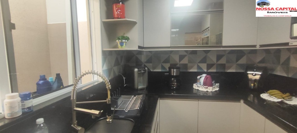 Casa à venda com 3 quartos, 80m² - Foto 21