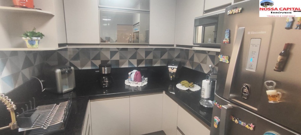 Casa à venda com 3 quartos, 80m² - Foto 24