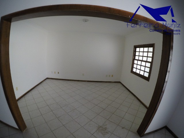 Casa para alugar com 4 quartos, 400m² - Foto 6