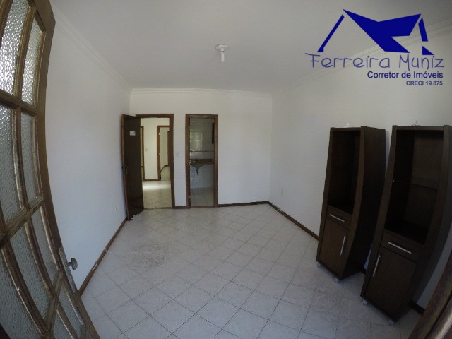 Casa para alugar com 4 quartos, 400m² - Foto 16