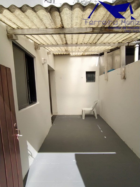 Casa de Condomínio à venda e aluguel com 2 quartos, 104m² - Foto 9