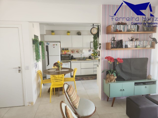 Apartamento à venda com 2 quartos, 70m² - Foto 4