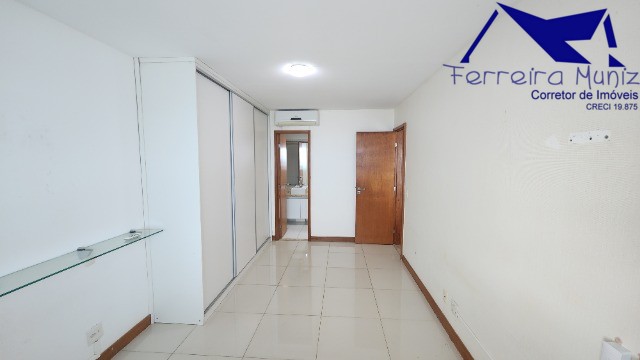 Apartamento para alugar com 2 quartos, 75m² - Foto 11