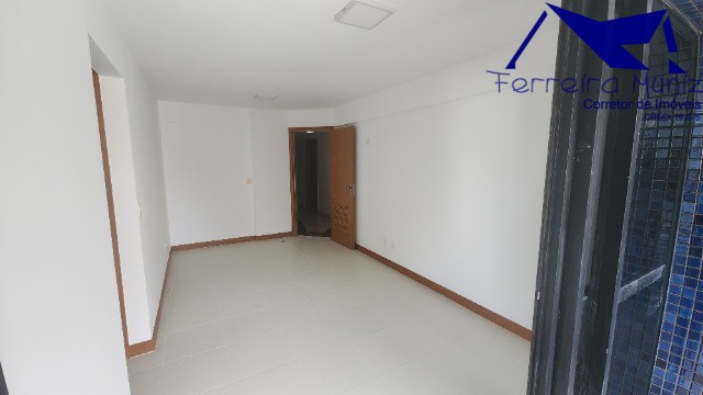 Apartamento à venda com 1 quarto, 60m² - Foto 4