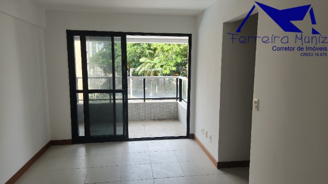 Apartamento à venda com 1 quarto, 60m² - Foto 2