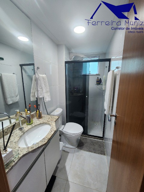 Apartamento para alugar com 2 quartos, 72m² - Foto 16