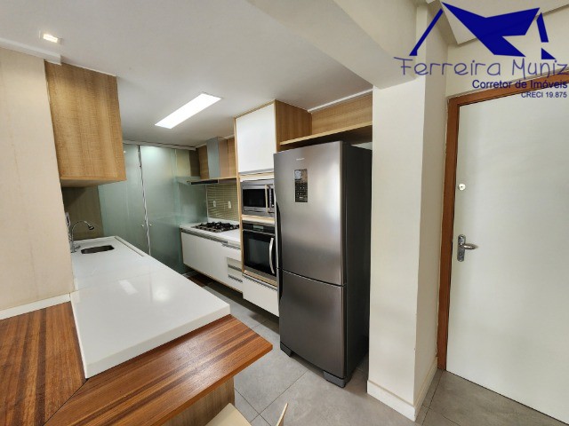 Apartamento para alugar com 3 quartos, 110m² - Foto 3