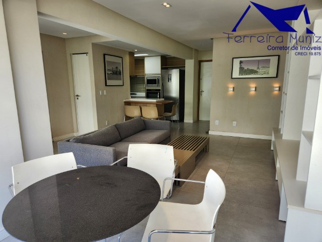 Apartamento para alugar com 3 quartos, 110m² - Foto 12