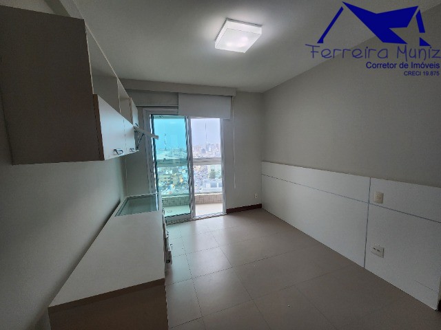 Apartamento para alugar com 2 quartos, 79m² - Foto 13