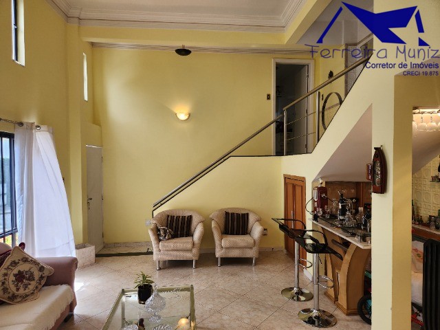 Casa, 4 quartos, 225 m² - Foto 11