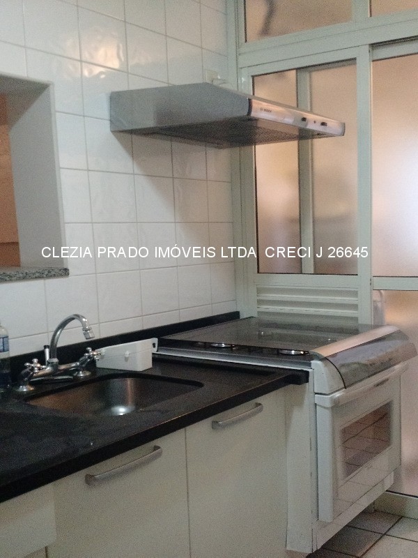 Apartamento à venda com 2 quartos, 72m² - Foto 11