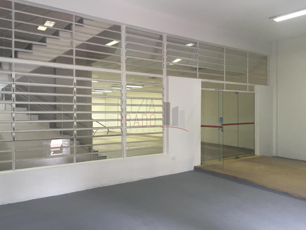 Prédio Inteiro para alugar, 600m² - Foto 1