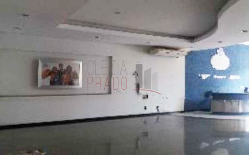 Prédio Inteiro para alugar, 641m² - Foto 3